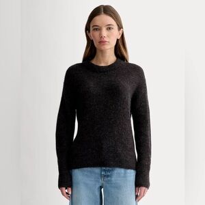 Everlane The Cocoon Crew in Alpaca - Heathered Black